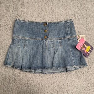 Tyte denim pleated mini skirt blue low rise button front NWT size XS Y2K